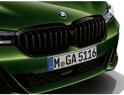 Черная решётка радиатора Performance G30 LCI