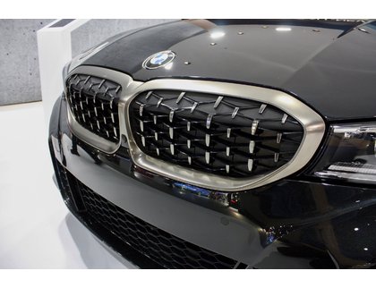 Решетка радиатора M340i 