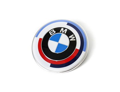 Юбилейная эмблема крышки багажника BMW